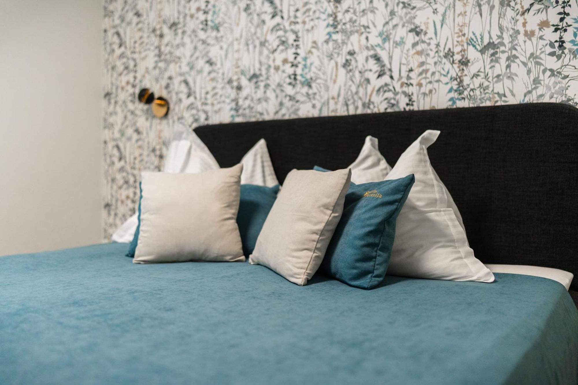 Bed & Breakfast Villa Terezija Baska  Bagian luar foto