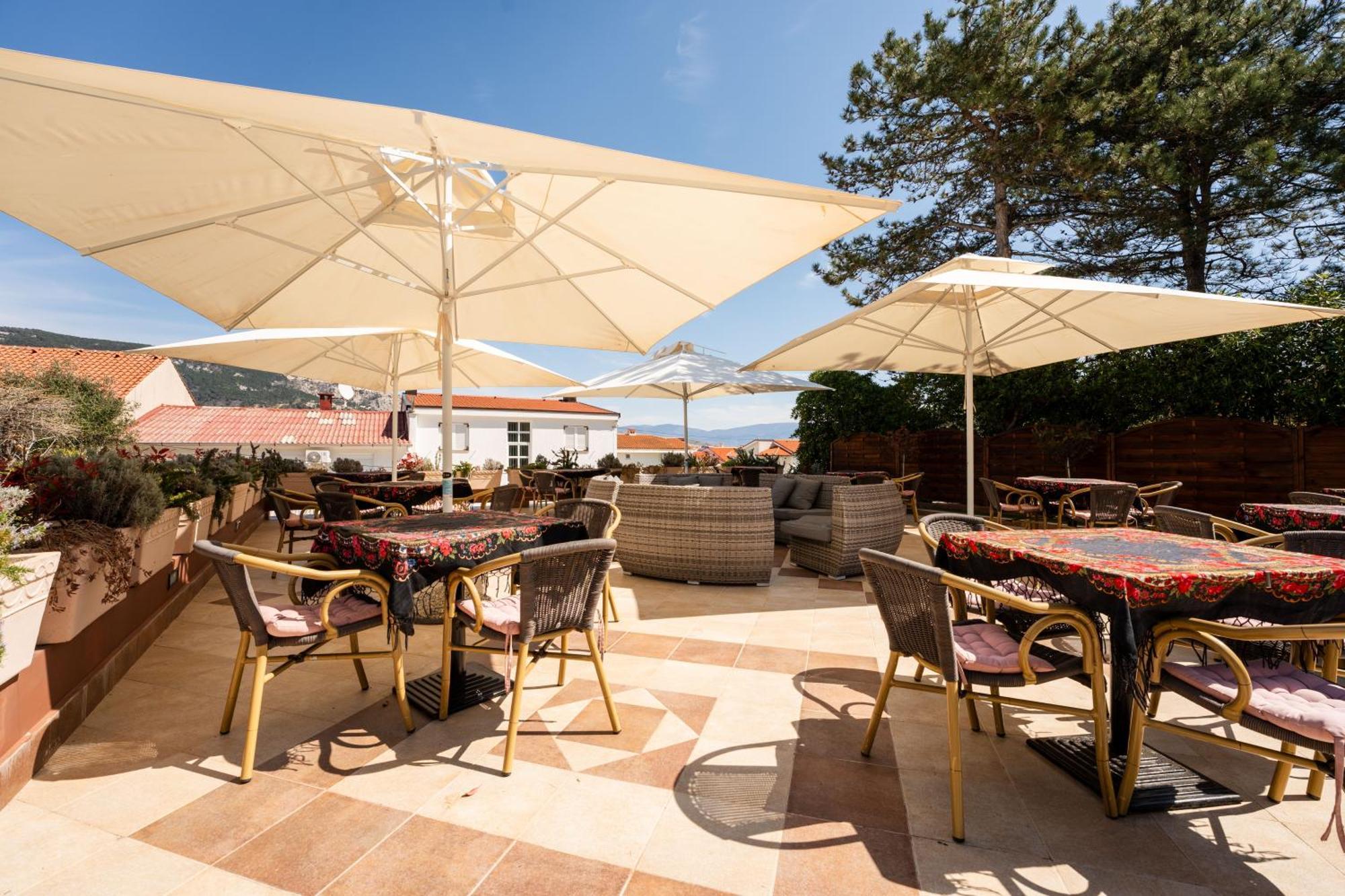 Bed & Breakfast Villa Terezija Baska  Bagian luar foto